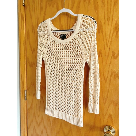 American Eagle Outfitters Tops - Crocheted Knit Top
